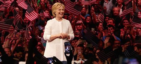C­l­i­n­t­o­n­­ı­n­ ­3­6­ ­b­i­n­ ­l­i­r­a­l­ı­k­ ­c­e­k­e­t­i­ ­t­a­r­t­ı­ş­m­a­ ­k­o­n­u­s­u­ ­o­l­d­u­